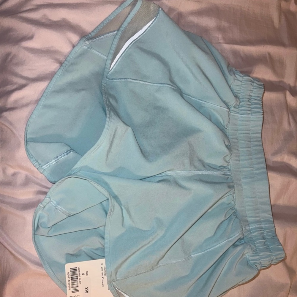 RARE ICING BLUE LULULEMON HOTTY HOT SHORTS
